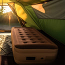 Juskys Luftmatratze Sapri M - 1 Personen Luftbett selbstaufblasend - aufblasbare Matratze als Gästebett oder für Camping - integrierter Pumpe