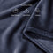 Blumtal Kuscheldecke aus Fleece - hochwertige Decke, Oeko-TEX® Zertifiziert in 150x200 cm, Kuscheldecke flauschig als Sofadecke, Tagesdecke oder Winterdecke, Dark Ocean Blue - blau