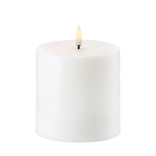 UYUNI LED Kerze Smooth 10,1x10 cm Nordic White
